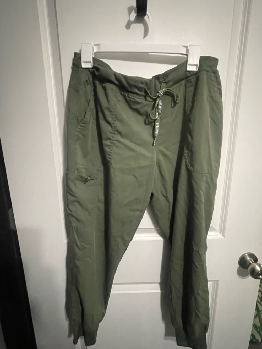 Med Couture Touch Cargo Jogger Scrub Pants MC7710